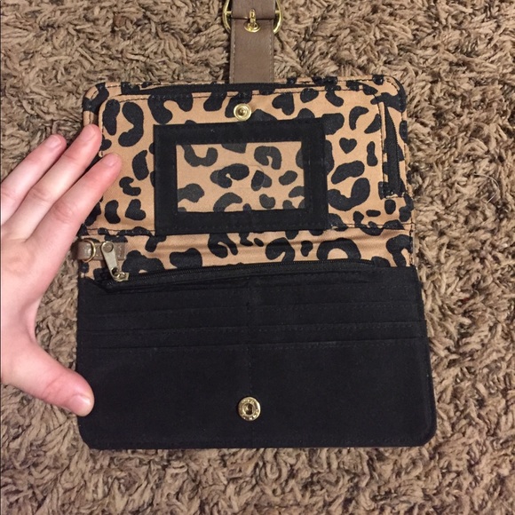 Jessica Simpson wallet - Picture 3 of 4