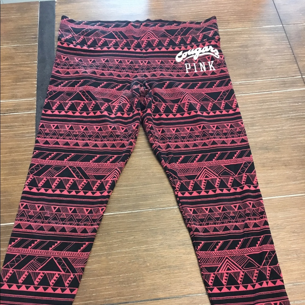 5th and ocean VS PINK leggings WSU cougars