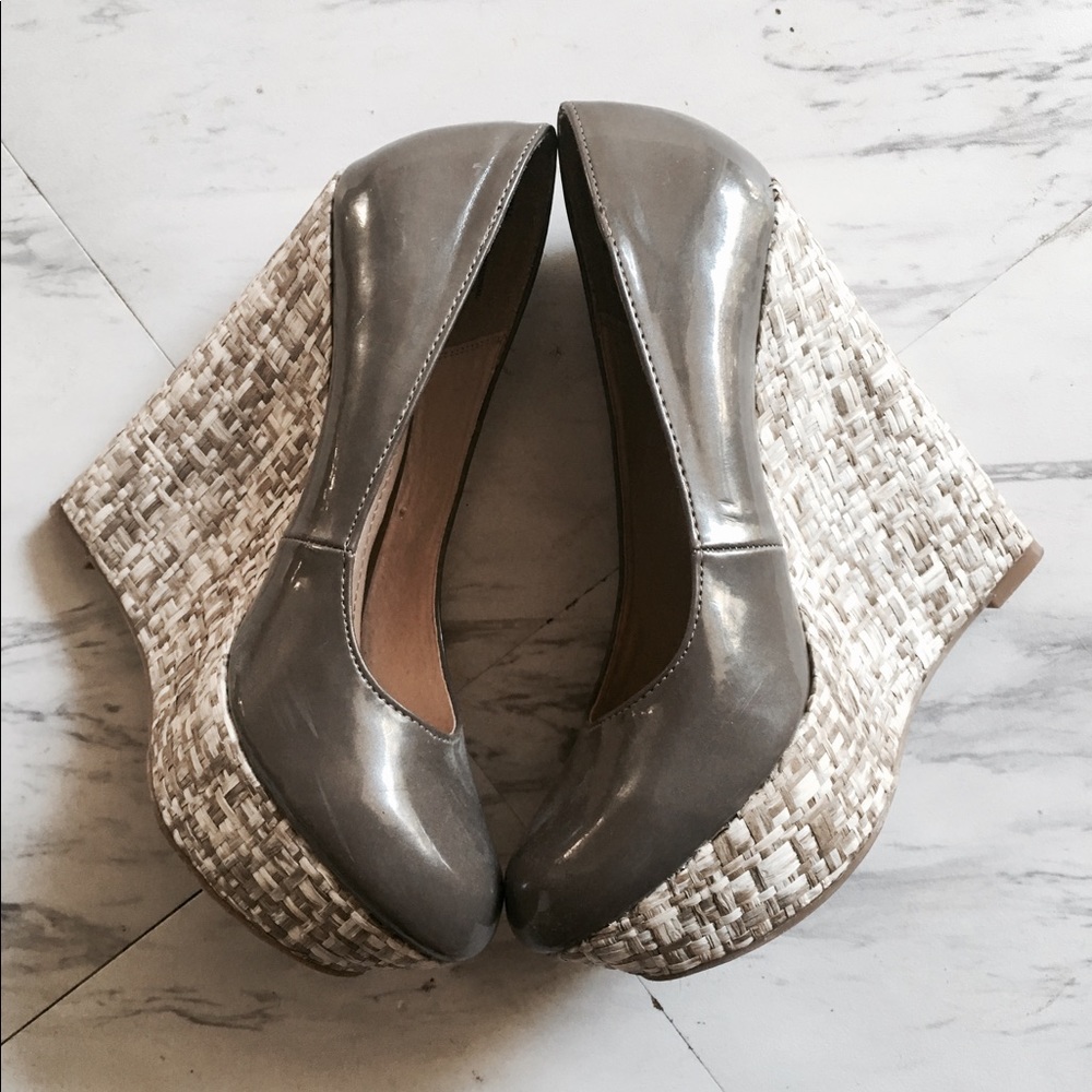 Steve Madden woven wedges 👌🏼
