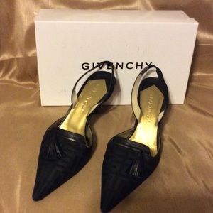 LADIES DESIGNER HEELS MADE BY GIVENCHY