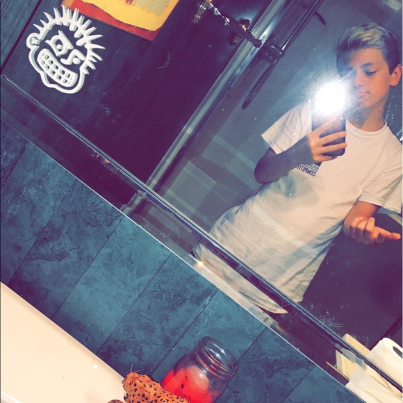 Meet your Posher, Johnny - Picture 1 of 1