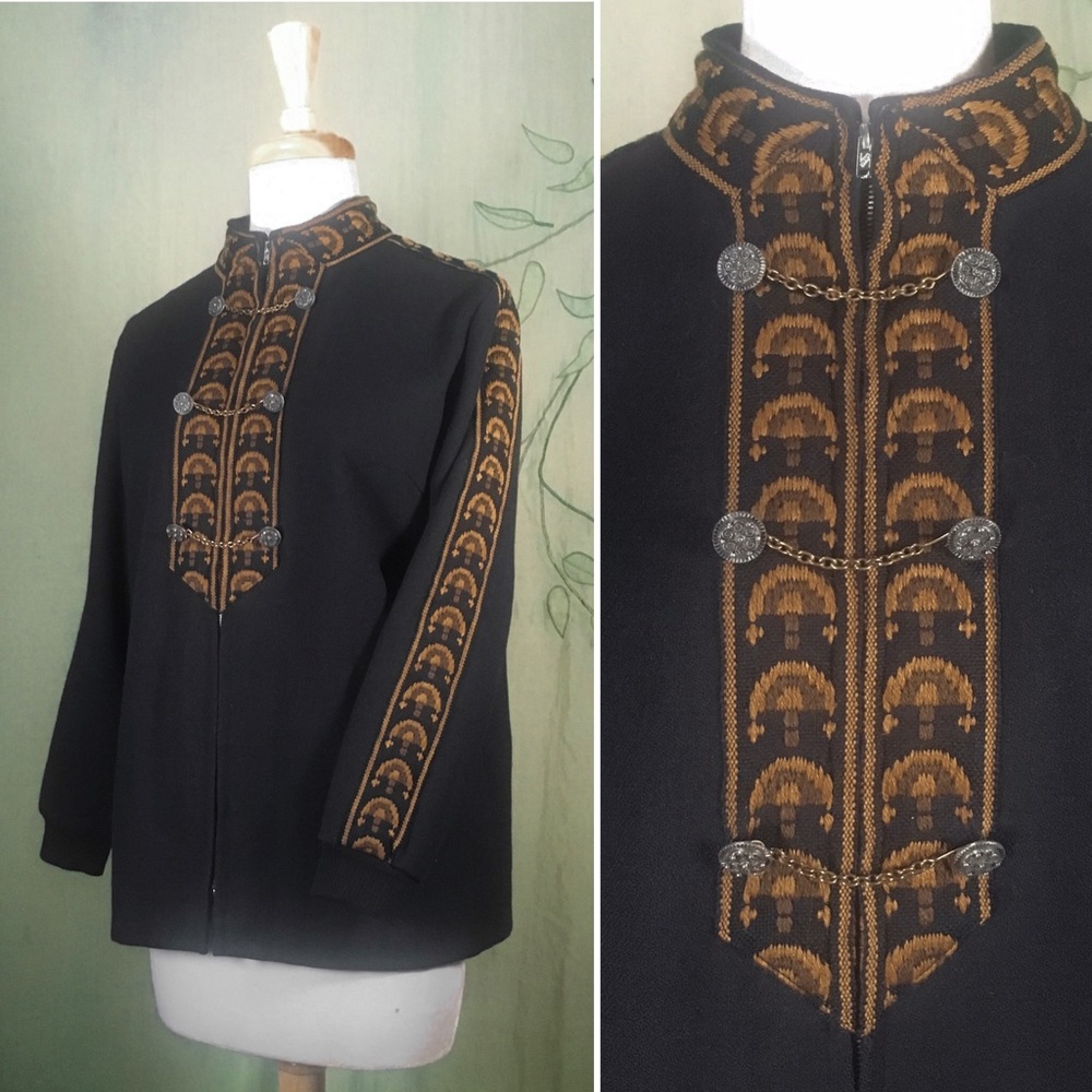 🚫SOLD🚫 Vintage Norwegian embroidered jacket coat
