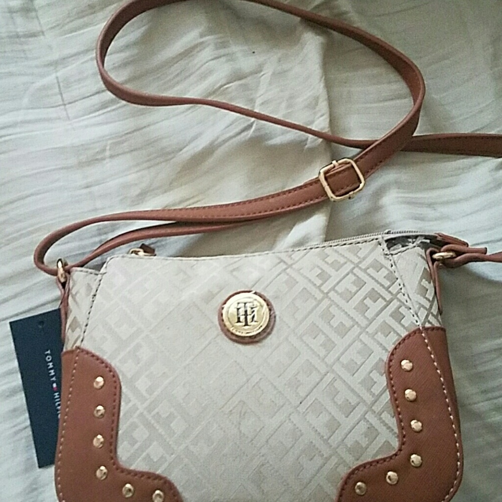 Tommy Hilfiger purse