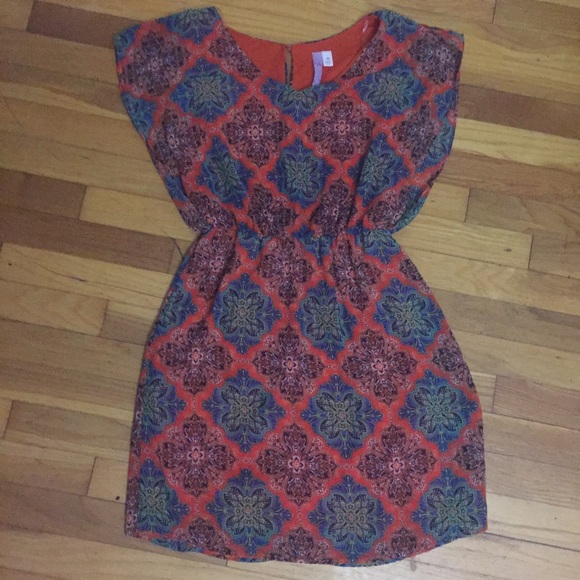 Flowing orange patterned dress - Picture 3 of 4