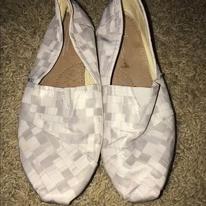 Women's Toms