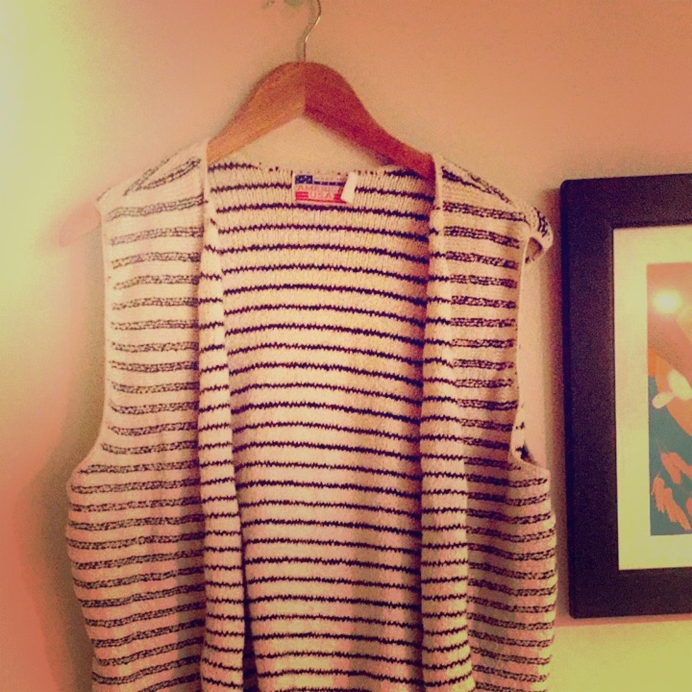 Knit zip-up vest