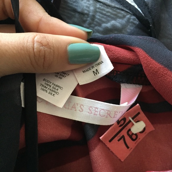 Victorias Secret 100% Silk Slip in ✨♥️ - Picture 4 of 8