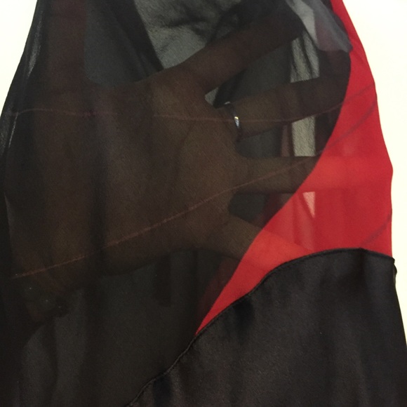 Victorias Secret 100% Silk Slip in ✨♥️ - Picture 8 of 8