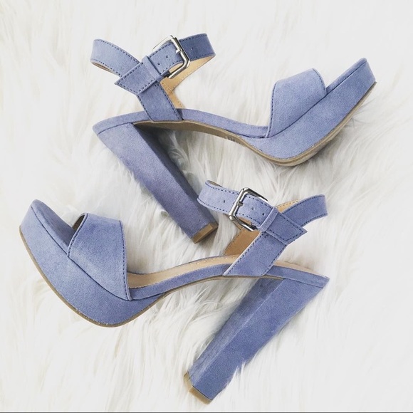 LC Lauren Conrad Blue Chunky High Heel Sandals NWT - Picture 2 of 5