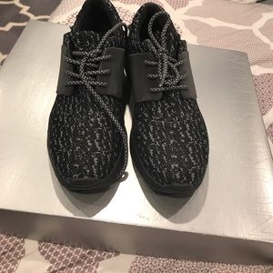 Brand new Madden Girl sneakers