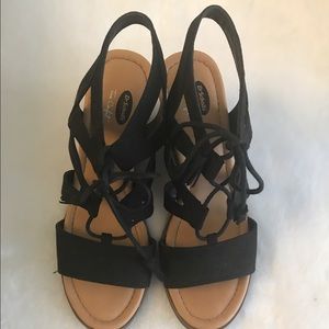 Dr.Scholl's size 8.5 wedges