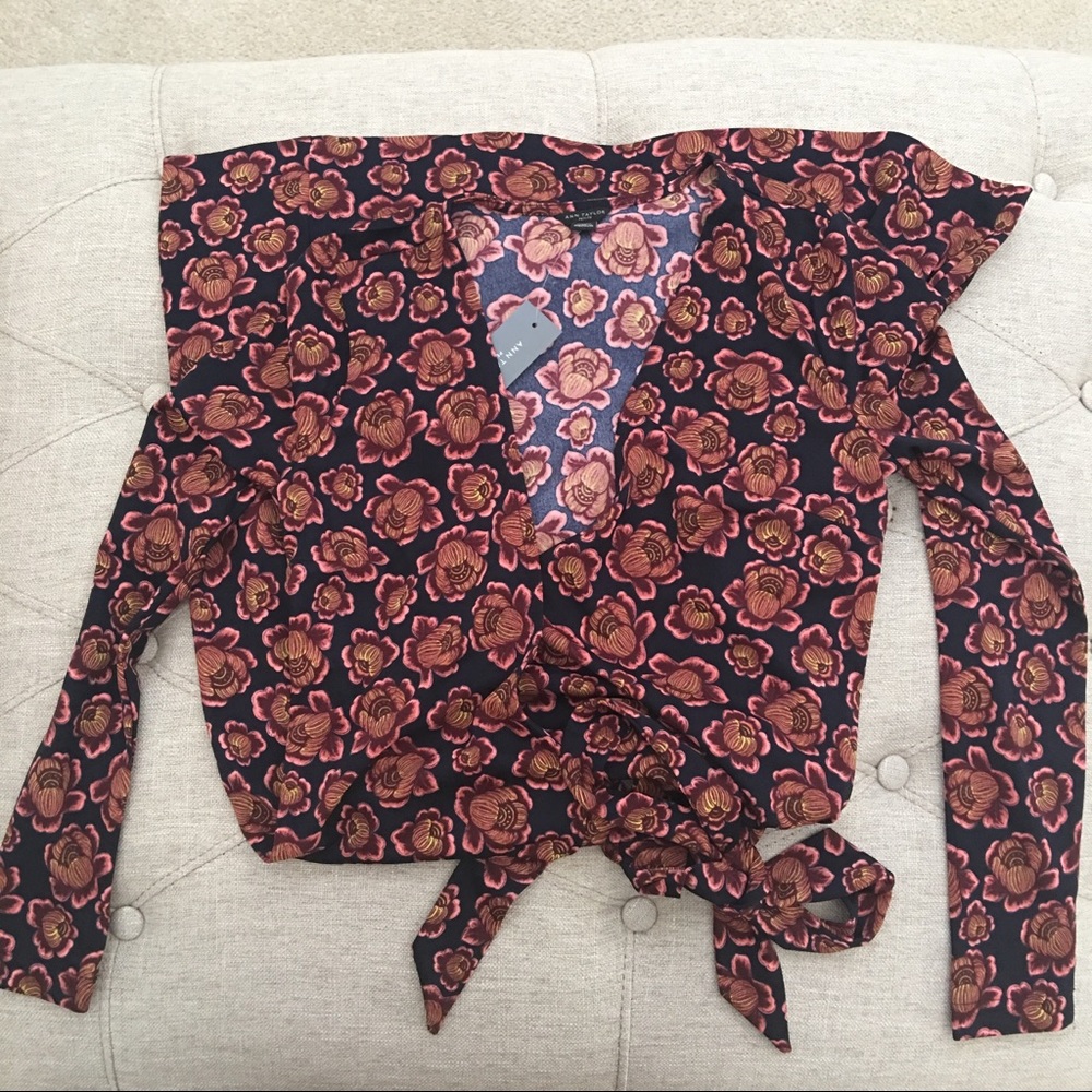 🌟🌷Host Pick Ann Taylor Floral Wrap Dress Petite - Picture 2 of 5