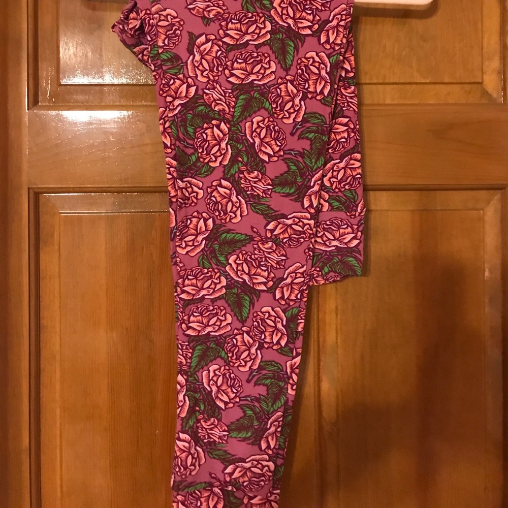 LuLaRoe TC Unicorn leggings!!