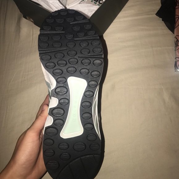 SIZE 7.5 ADIDAS Equipment Support 9 - Picture 2 of 4