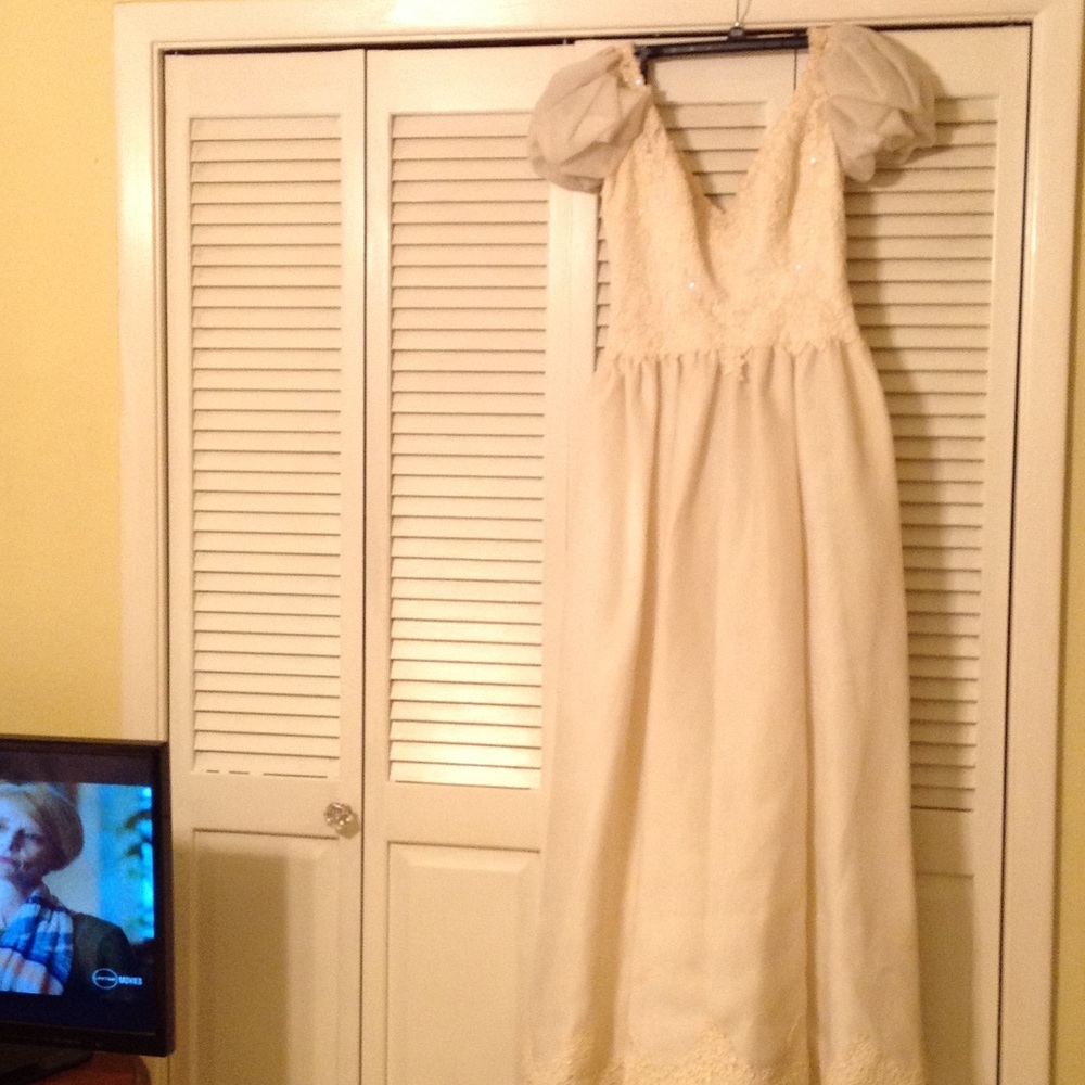 Wedding dress