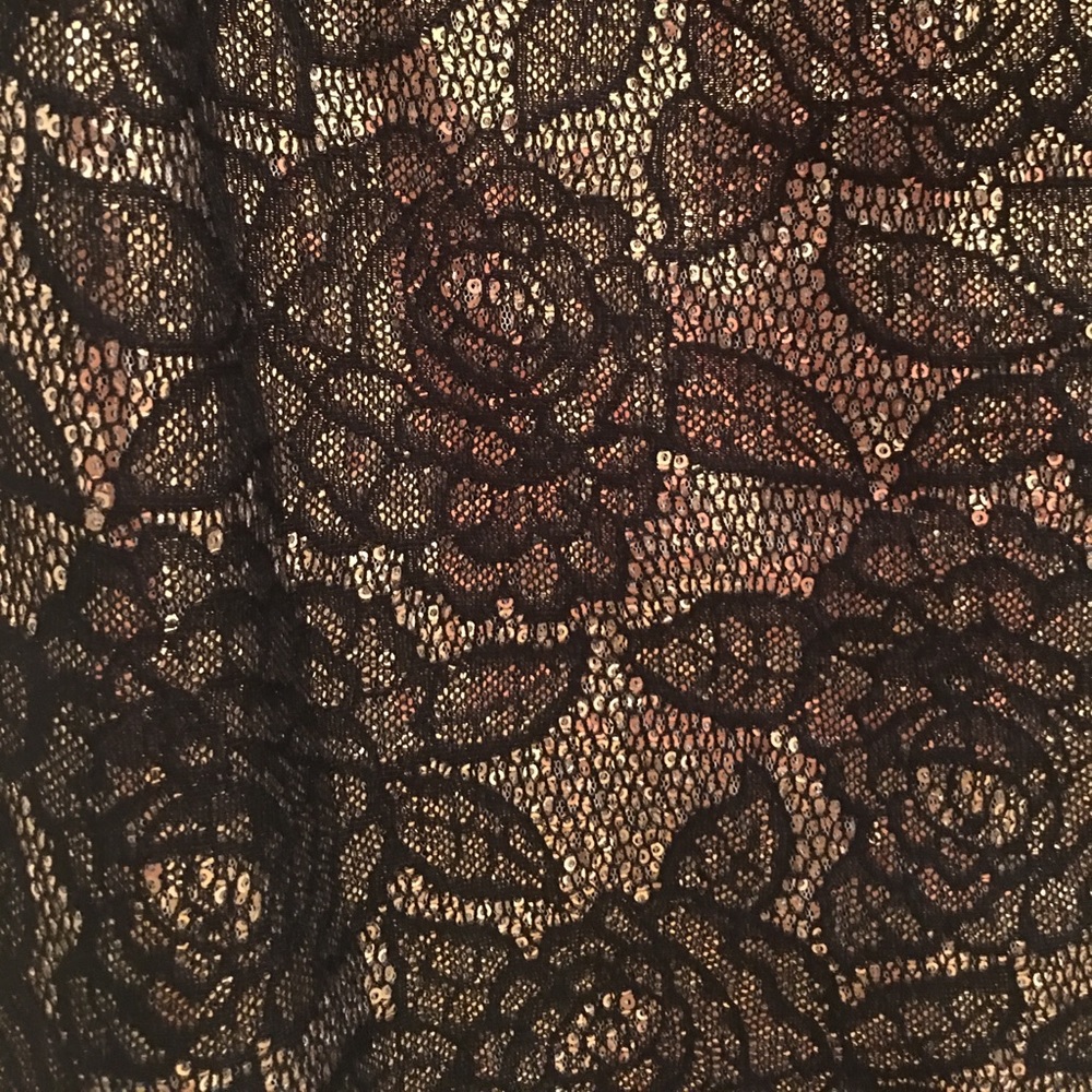 Dress - Picture 3 of 4