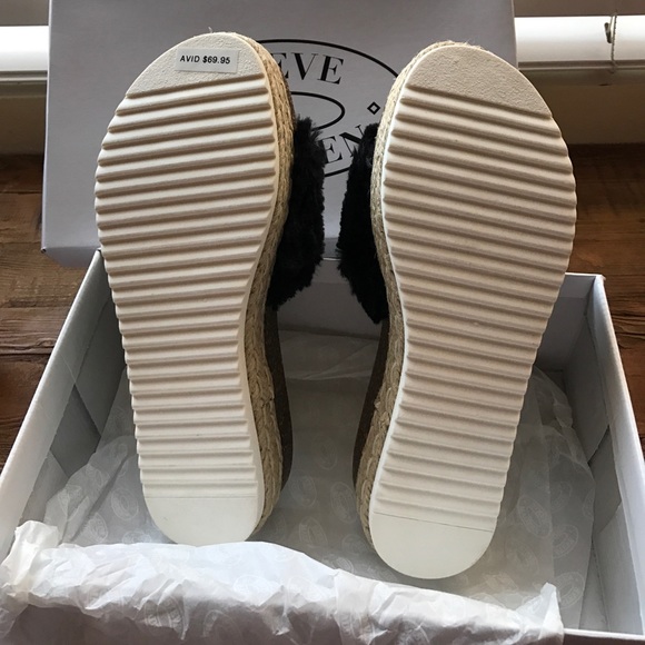 Steve Madden Avid Sandals - Picture 4 of 8