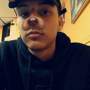 Meet your Posher, Yeandiel