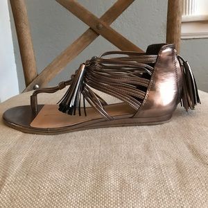 Metallic sandal