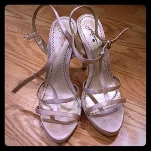 Nordstrom Platinum BP satin heels size 9M
