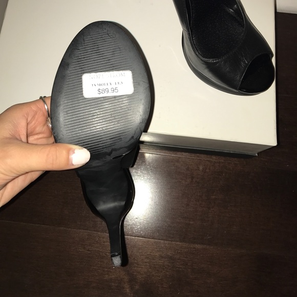 4' inch black leather strap-back heels - Picture 4 of 4