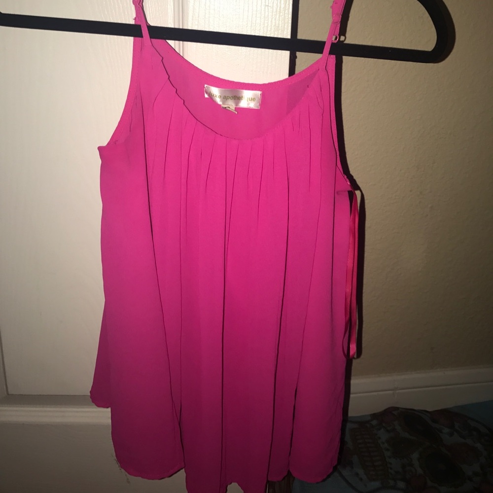 Luxe Apothetique Sz S Magenta Pleated shirt