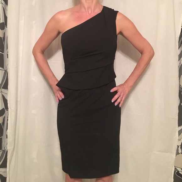 Robe Noire Une épaule XXI - Taille S - Occasion Très Bon état