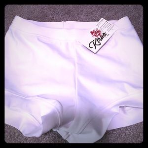 Katrina wear spandex shorts