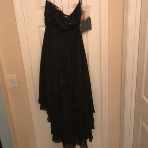 Black Dancing Queen brand high-low formal dress