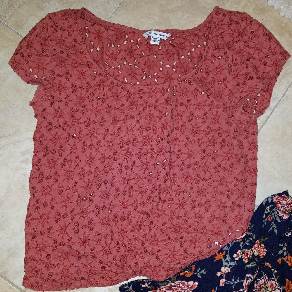 American Eagle Crop Top/Shorts Set