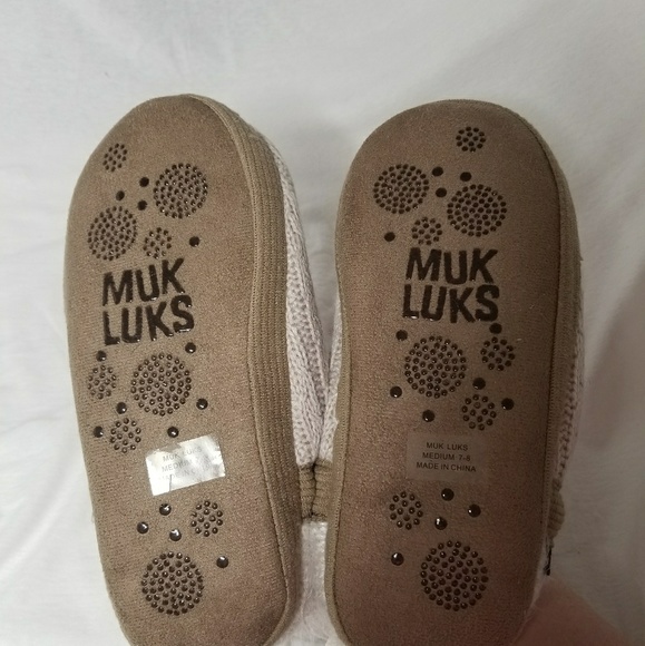 MUKLUKS *nwt* Sz Med (7-8) Lavender Slippers - Picture 5 of 6