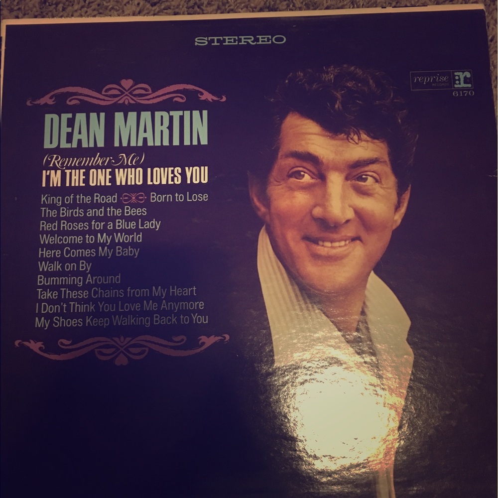 Dean Martin vinyl in wonderful condition!