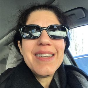 Meet your Posher, Lisa