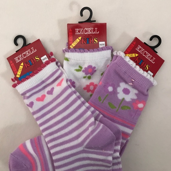 ⭐️Set of 3 Pairs Of Girls Socks Size 5-6 1/2 - Picture 4 of 4