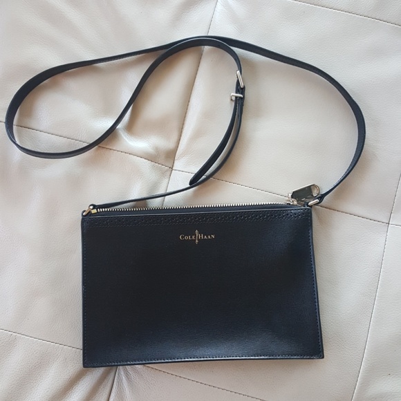 Cole Haan Handbags - NWOT Cole Haan crossbody.