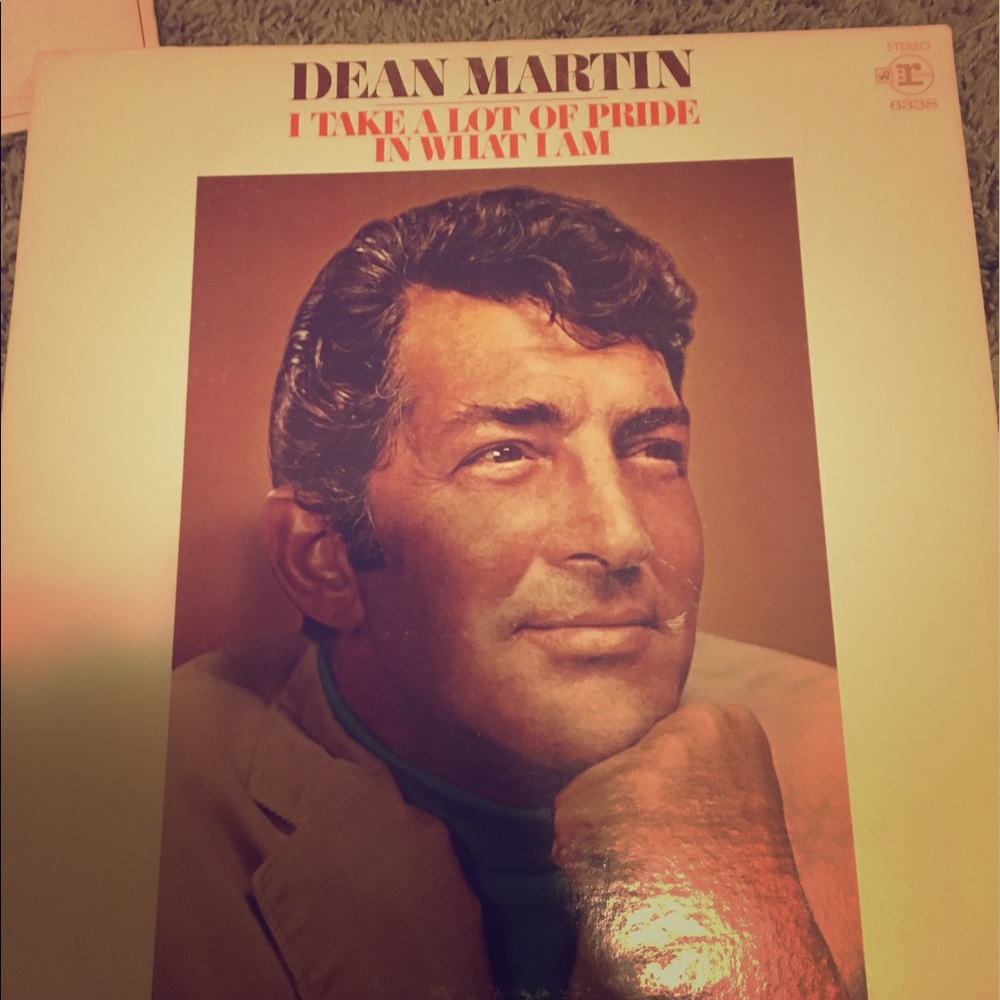 Dean Martin vinyl wonderful condition!