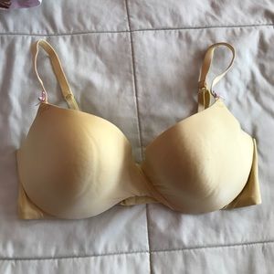 Victoria secret bra lined Demi 36C