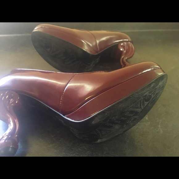 John Fluevog, Queen Transcendent Escarpin, size 9 - Picture 5 of 5
