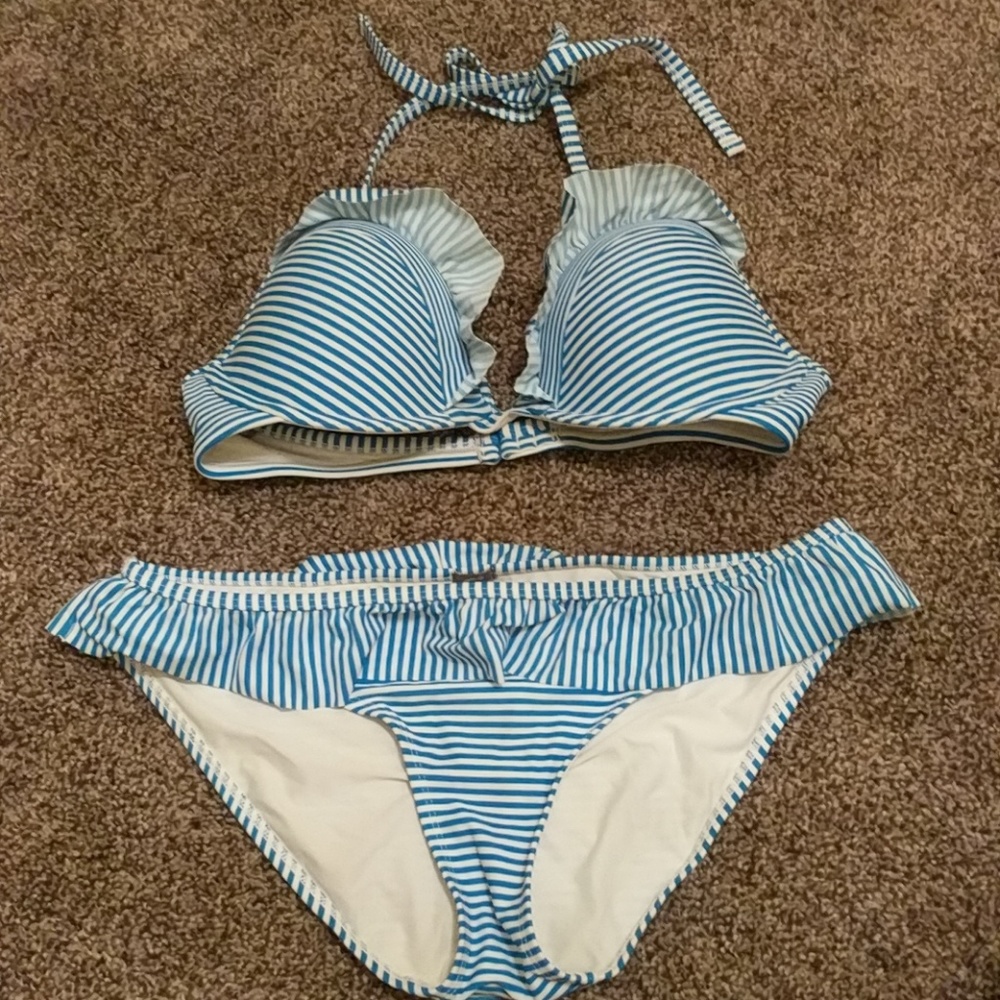 Bathing suit set