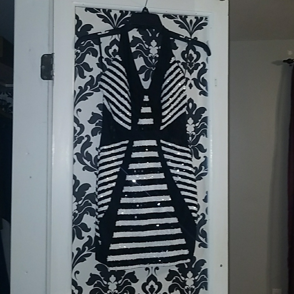 2b Bebe Sequins Mini - image 1