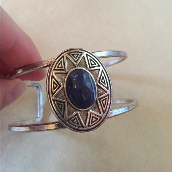 Forever 21 Silver Cuff - Picture 2 of 3
