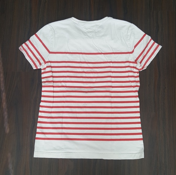 Round t-shirt - Picture 2 of 2