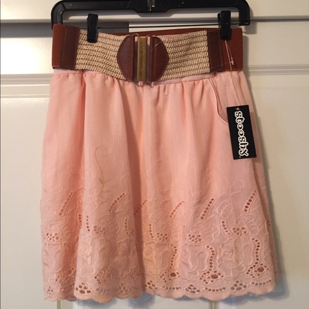NWT BLUSH PINK EYELET LACE SKIRT