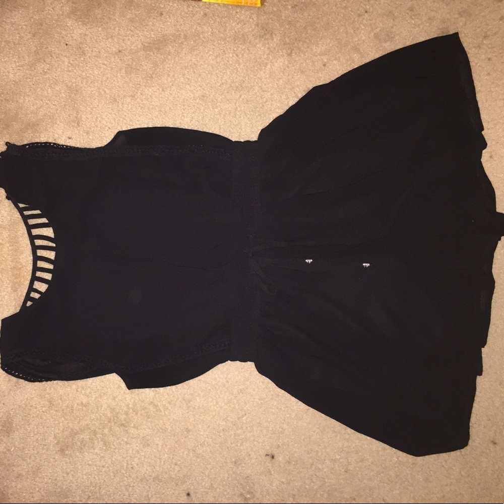 Black Papaya Romper Small