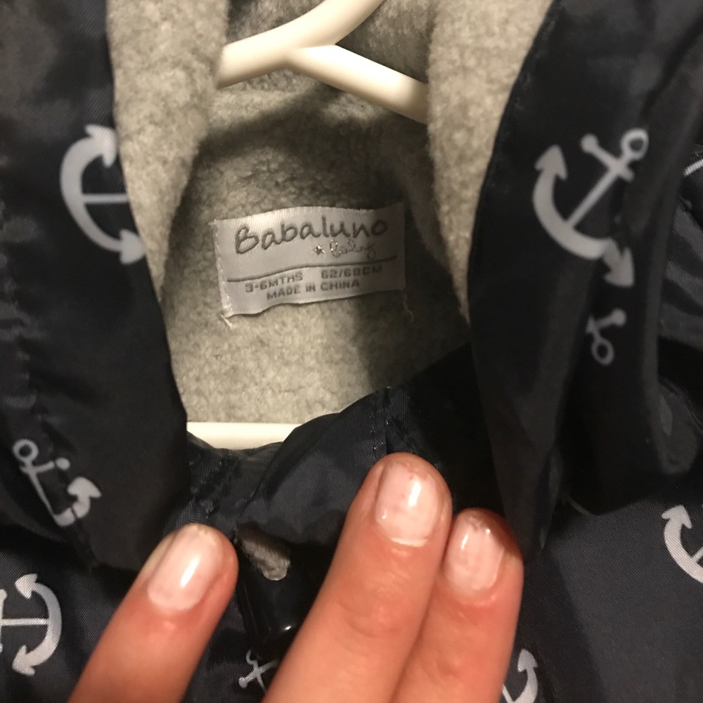 3-6 month jacket - Picture 2 of 2