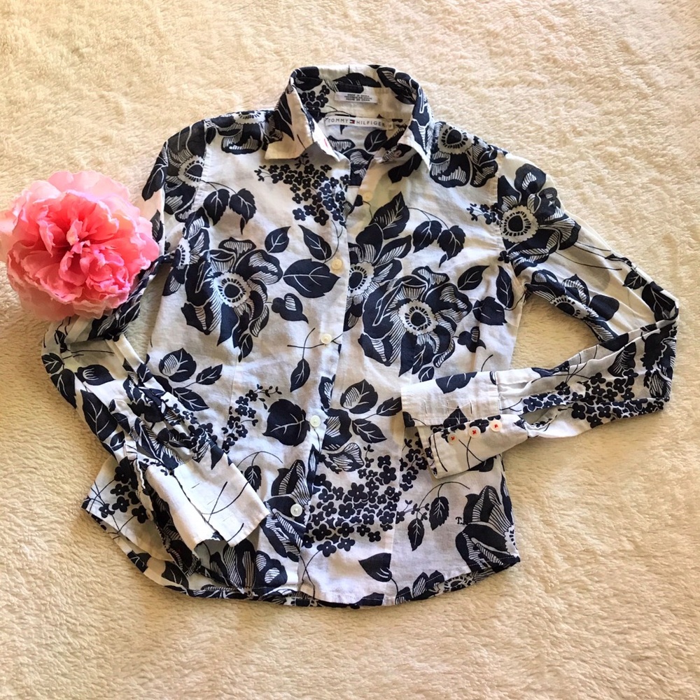 👚Tommy Hilfiger Button-up shirt