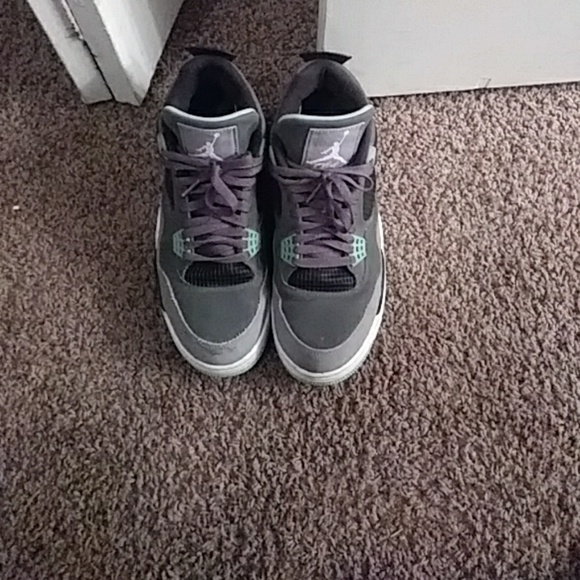 Green glow jordan 4's - Picture 2 of 4