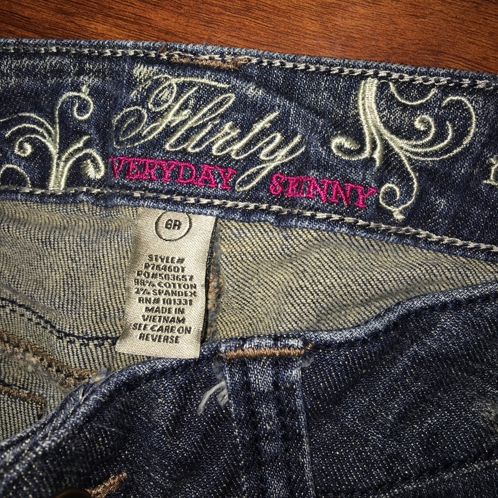 Jeans - Picture 2 of 2