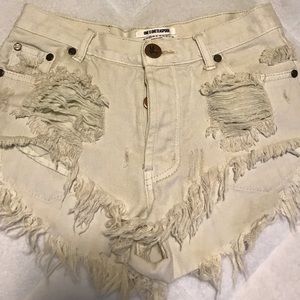 One teaspoon shorts