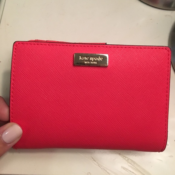 Kate Spade Wallet - Picture 1 of 4